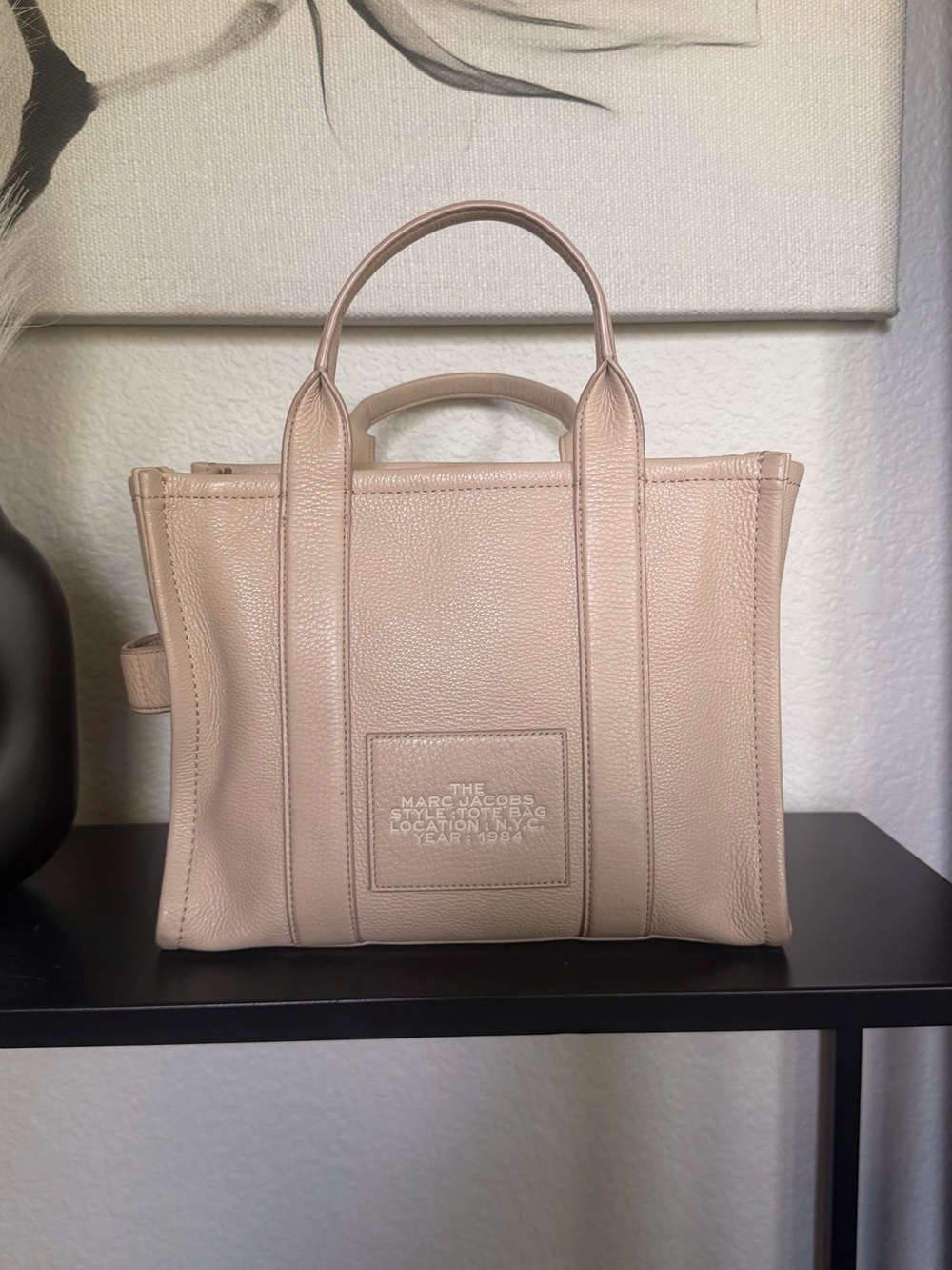 Marc Jacobs The Tote Bag in beige medium leather - Picture 2 of 8